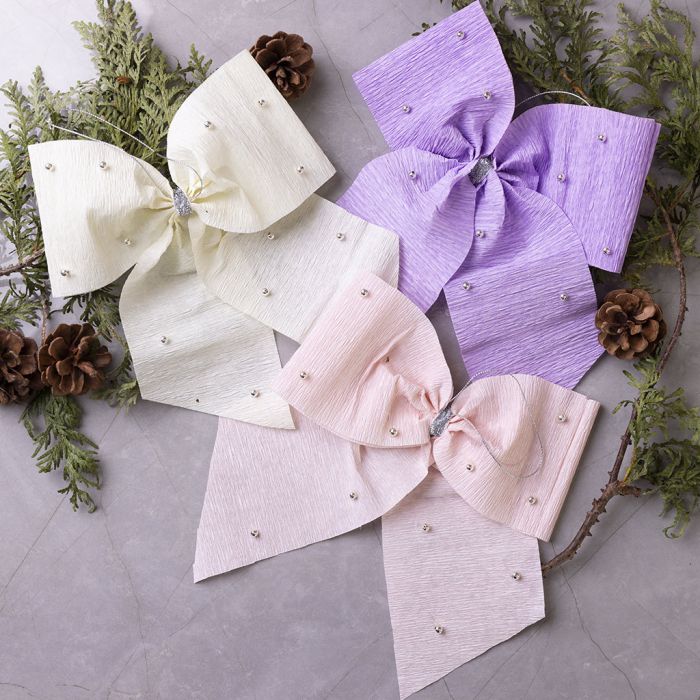 Lazos navideños de papel crepé
