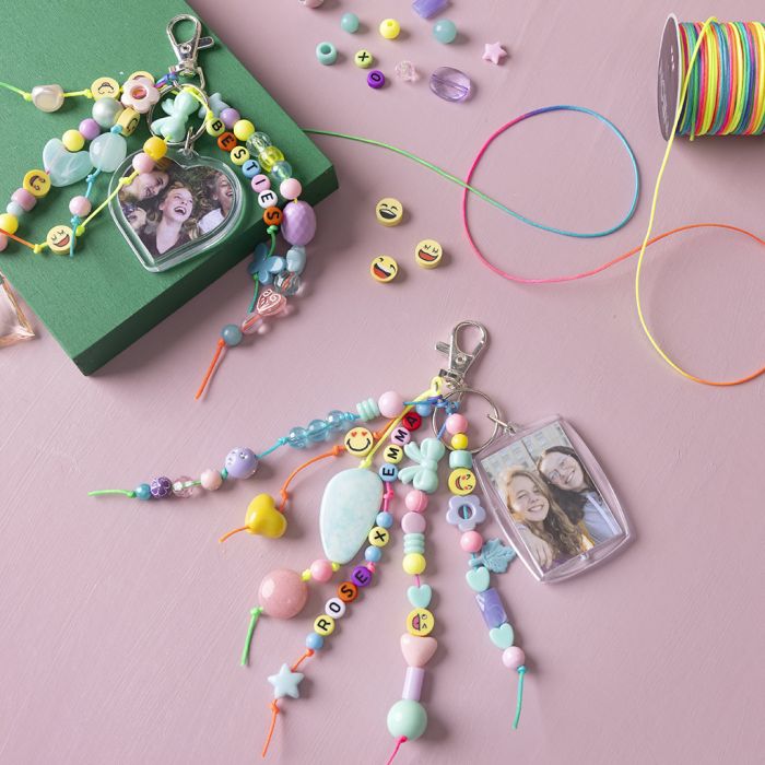 Amuleto de imagen y cuentas