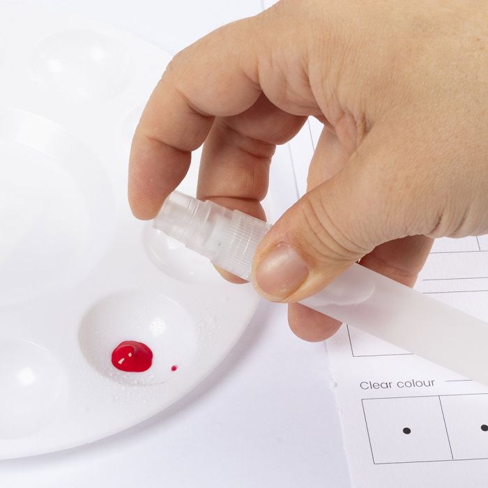 Cómo lograr diferentes texturas y niveles de transparencia con pintura de gouache