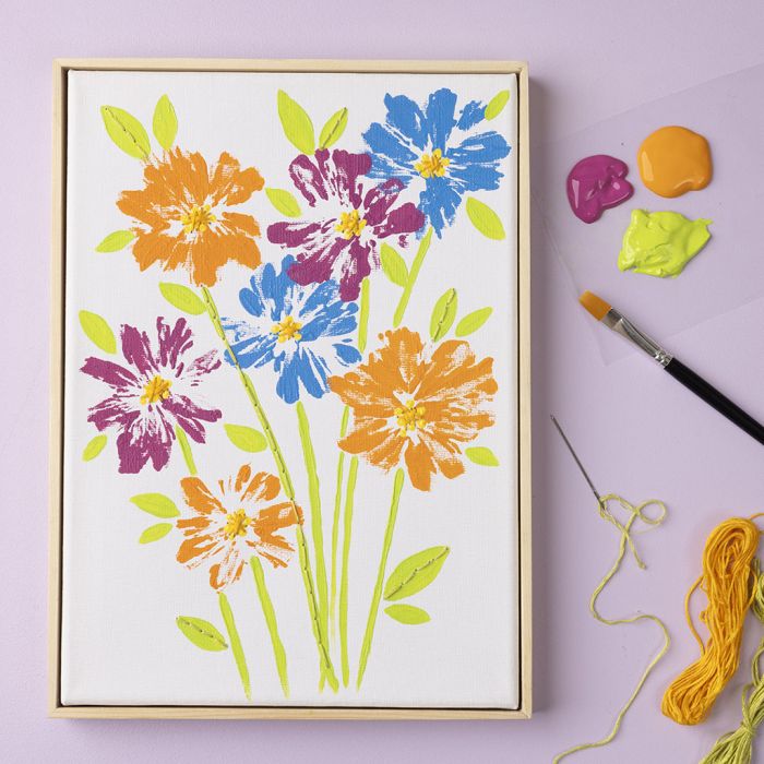 Flores en lienzo estirado