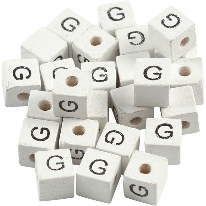 Cuenta cuadrada con letra, G, medidas 8x8 mm, medida agujero 3 mm, blanco, 25 ud/ 1 paquete