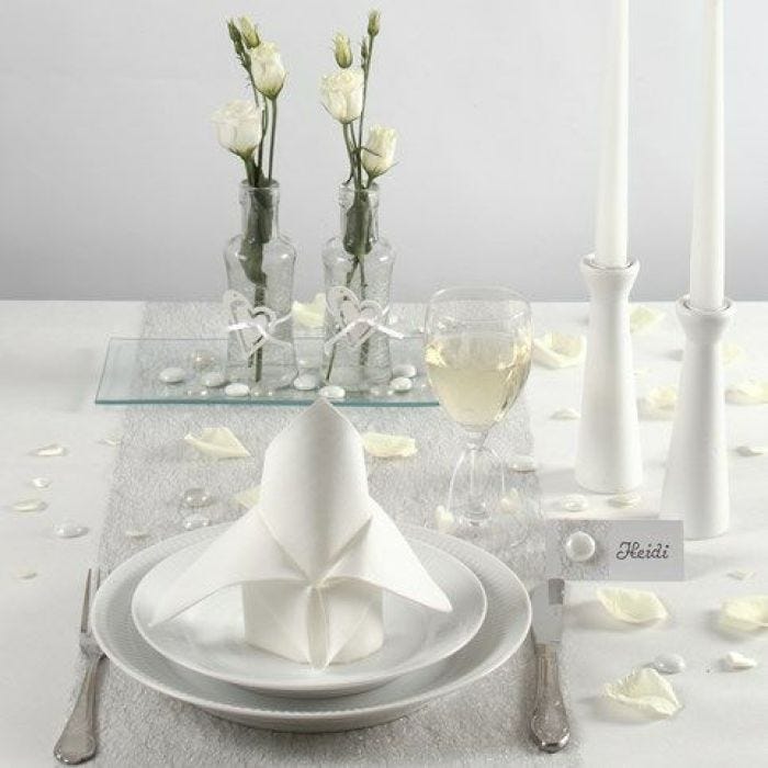 Decoraciones de mesa blancas