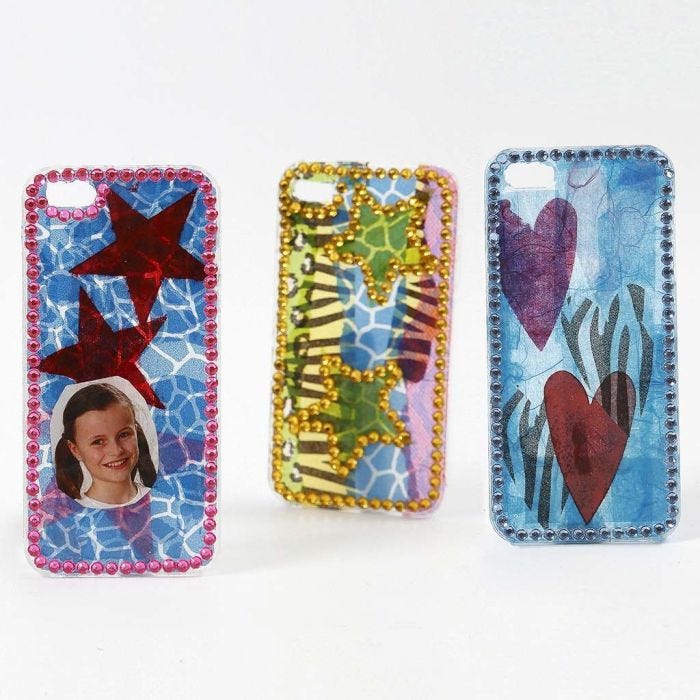 Decoupage y piedritas en funda de iPhone