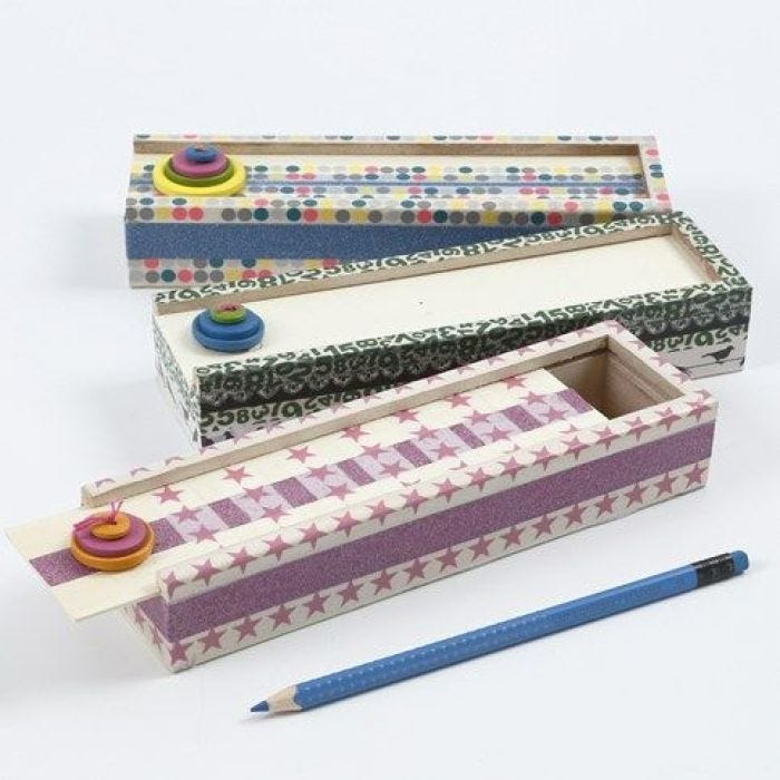 Estuche con washi tapes y botones de madera