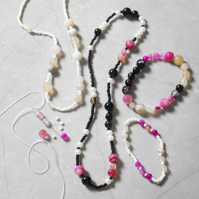 Pulsera y collar con ágatas y cuentas