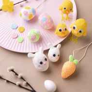 Figuras de Pascua de huevos de poliestireno y Foam Clay®