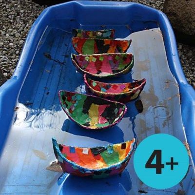 Launching Papier-M&acirc;ch&eacute; Boats in the Lake