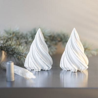 Árboles de Navidad fundidos en resina