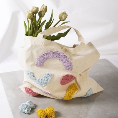 Bolsa de tela con punch needle