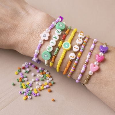 Pulsera con cuentas de semillas de rocaille