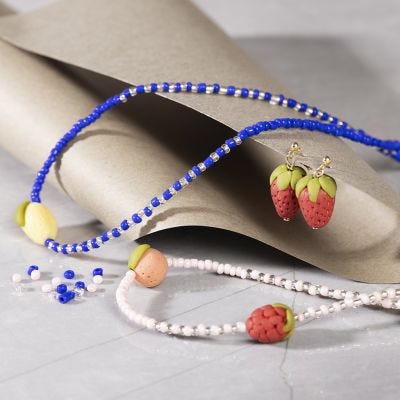 Collares y pendientes con cuentas de frutas en arcilla para joyas