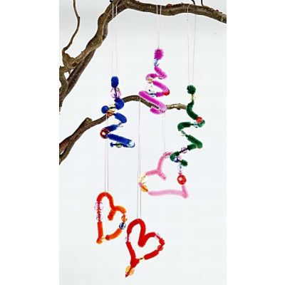 Pipe Cleaner Hanging Decorations