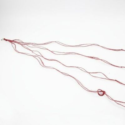 Colgador con cuatro cuerdas