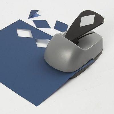 Postal decorada con banderínde papel texturizado azul