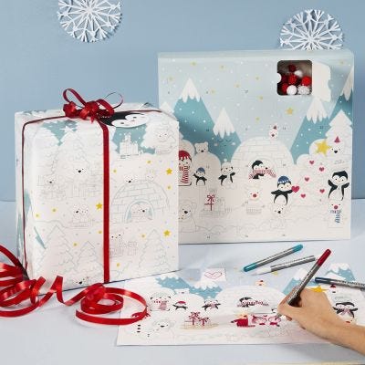 Colorea un calendario de Adviento en caja y papel de regalo con diseños del país de las maravillas de invierno 