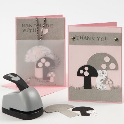 Tarjetas con setas troqueladas en papel imitación al cuero