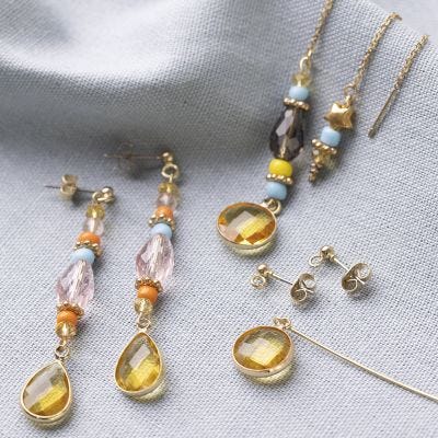 Pendientes con colgantes de cabujón