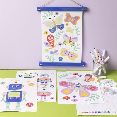 Pinta por números con robots y mariposas